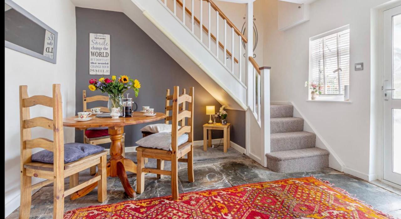 2 Bedroom Pet Friendly Cottage Evesham Exteriör bild