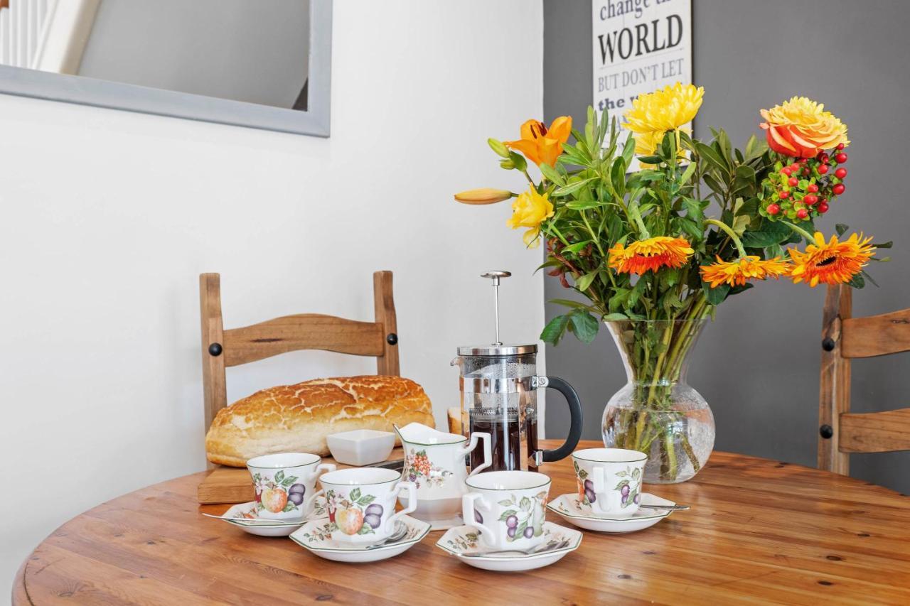 2 Bedroom Pet Friendly Cottage Evesham Exteriör bild