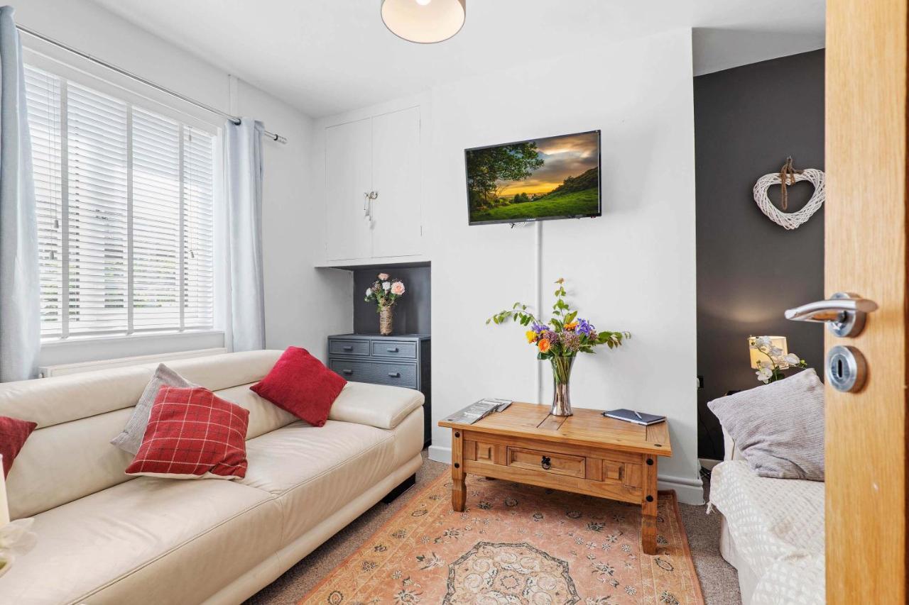 2 Bedroom Pet Friendly Cottage Evesham Exteriör bild