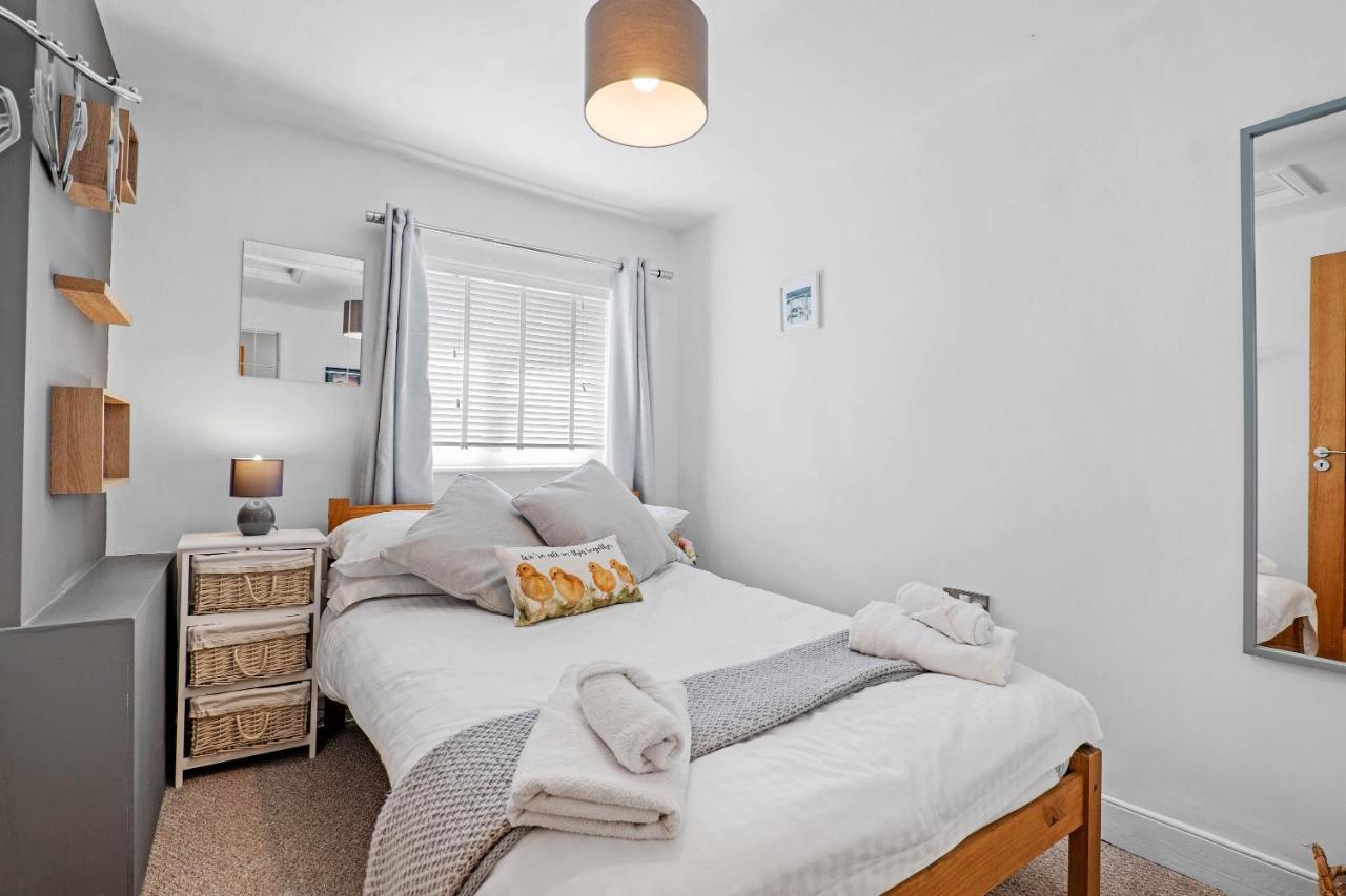2 Bedroom Pet Friendly Cottage Evesham Exteriör bild