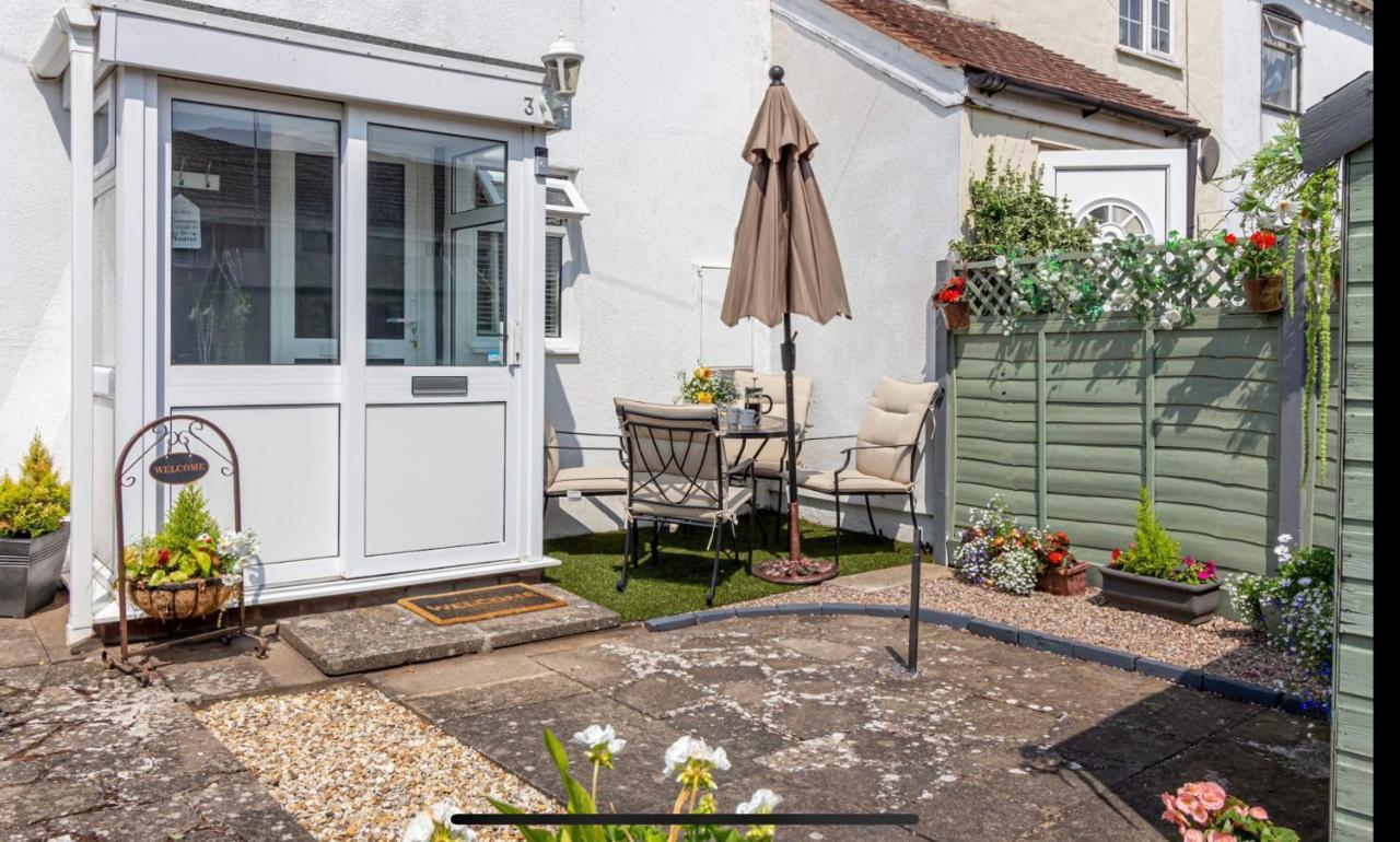 2 Bedroom Pet Friendly Cottage Evesham Exteriör bild