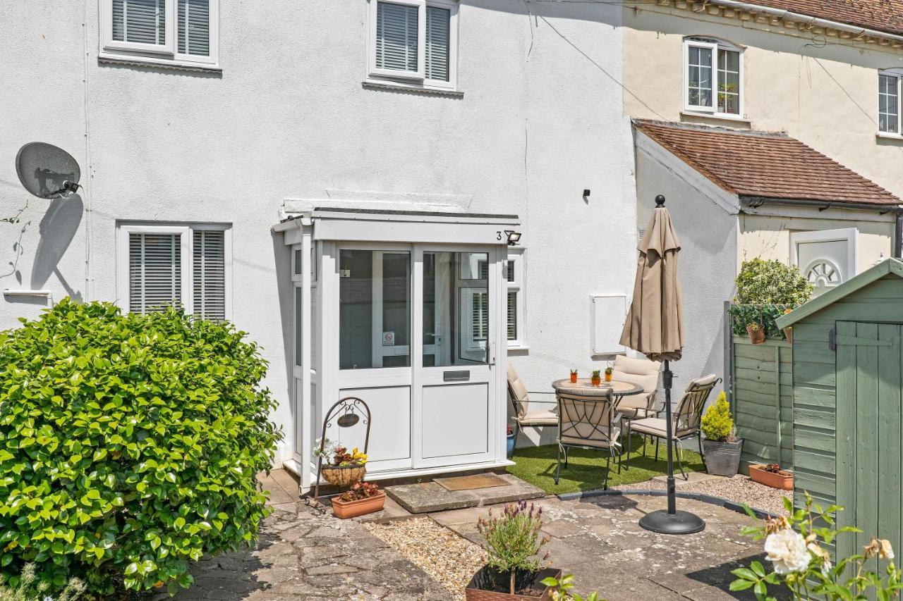2 Bedroom Pet Friendly Cottage Evesham Exteriör bild